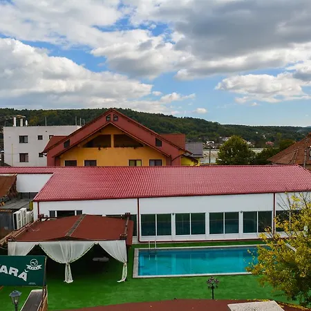 Guest house Pensiune Valentina 3*